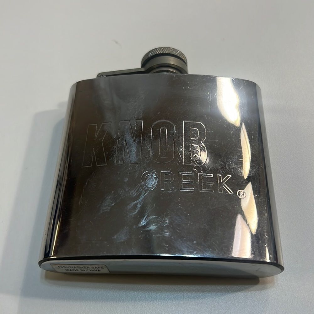 ‎Knob creek whiskey flask